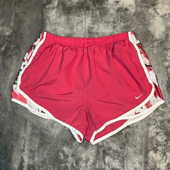 Pink Nike shorts - Picture 1 of 5